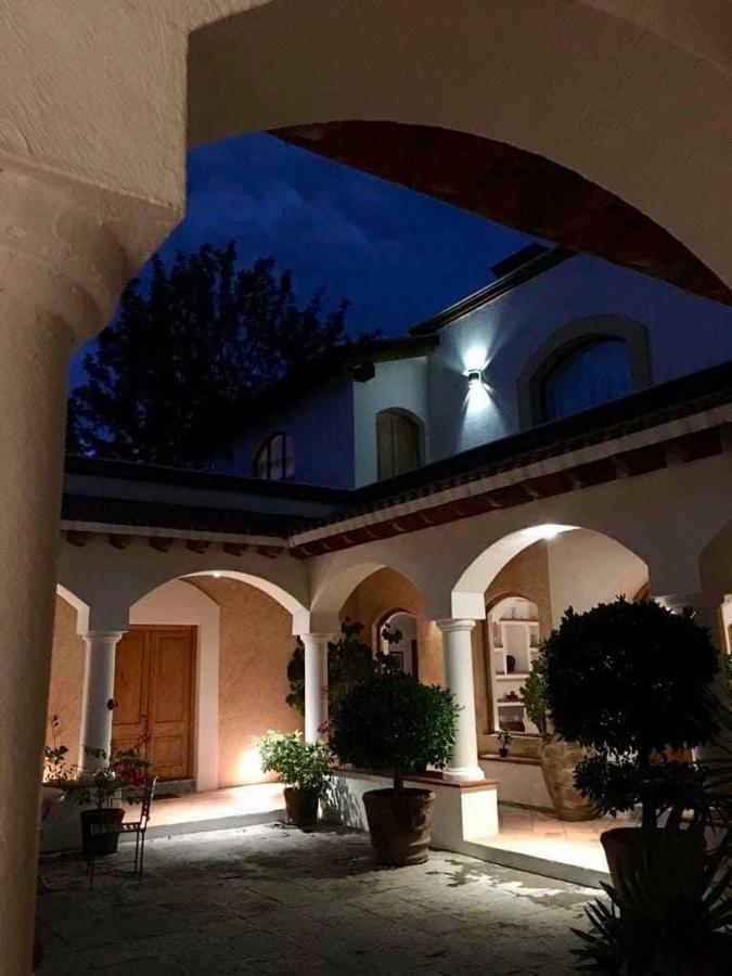 La Casona De Los Colibries El Pueblito  Εξωτερικό φωτογραφία