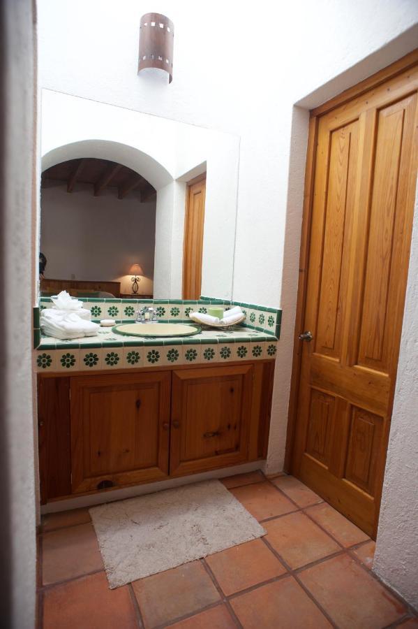 La Casona De Los Colibries El Pueblito  Δωμάτιο φωτογραφία